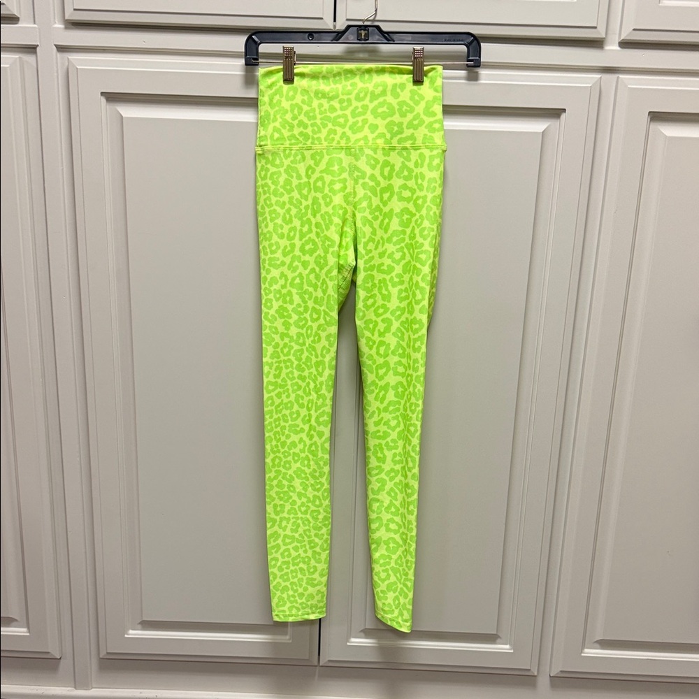Beach Riot Neon Leopard Leggings